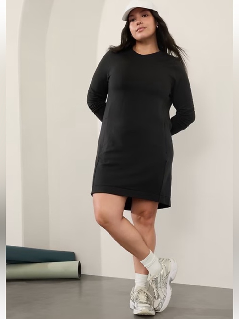 Athleta Coaster Luxe Sweatshirt Dress Size L Black Athleisure Minimalist.   G1